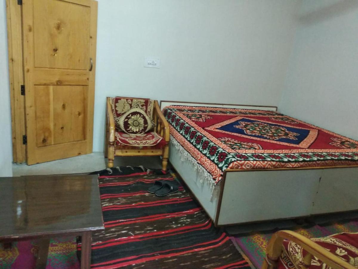 Tirthan Hilltop Home Stay Banjar Экстерьер фото
